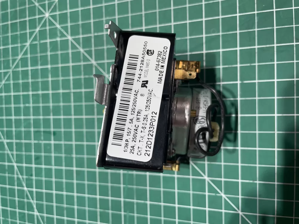 GE 212D1233P012 WE4M364 Dryer Timer AZ153274 | KM644