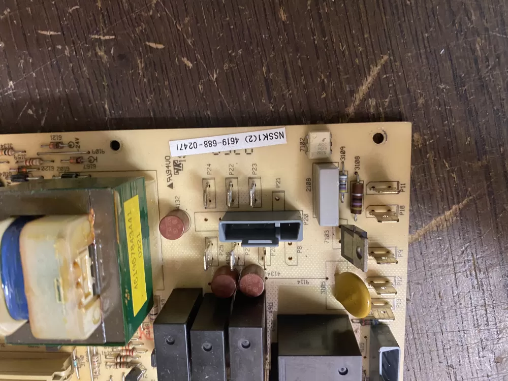 Whirlpool 4619 688 02471 Microwave Oven Control Board AZ52485 | BK1867