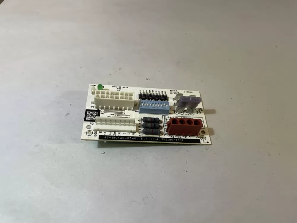 Rheem Ruud Circuit Board 47-100436-07 1106-50-I 3621M040126 AZ110696 | Wm229