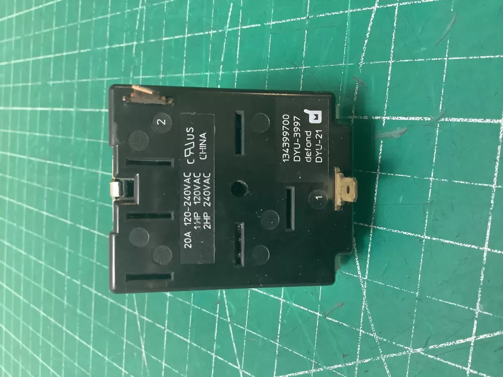Frigidaire 134399700 Washer/Dryer Start Switch AZ224690 | SLA117