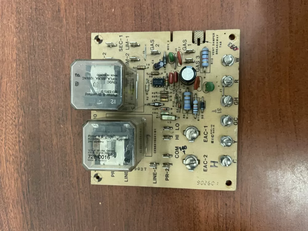 Carrier Bryant Ces0110018 00 Furnace Control Board Circuit Fan