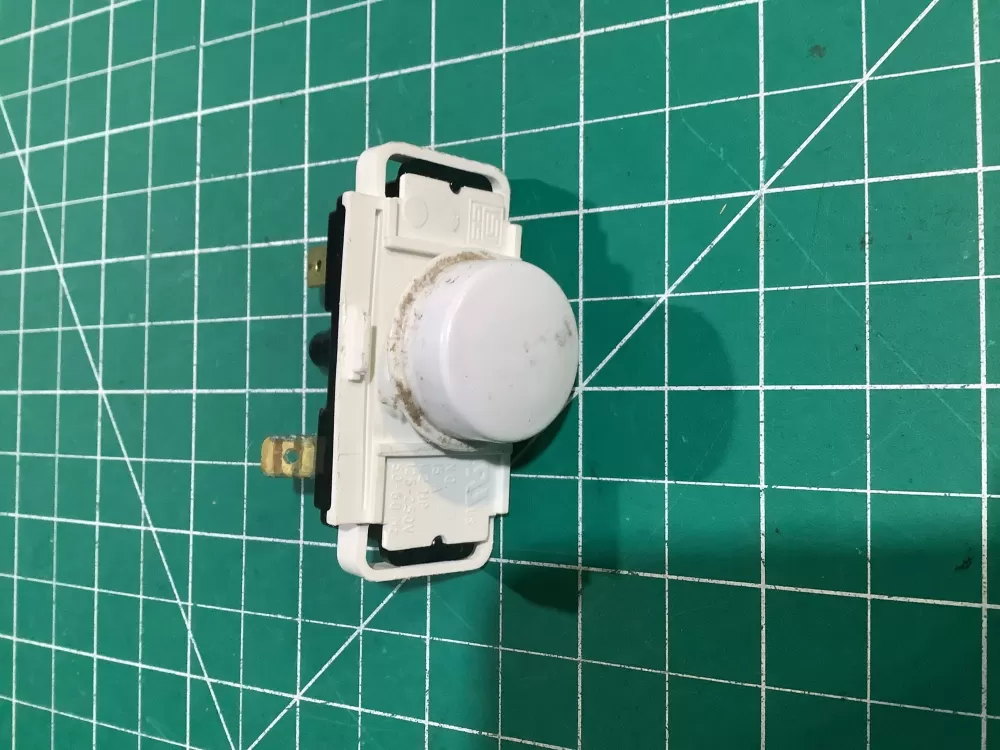 Frigidaire 131628900 Dryer Start Switch