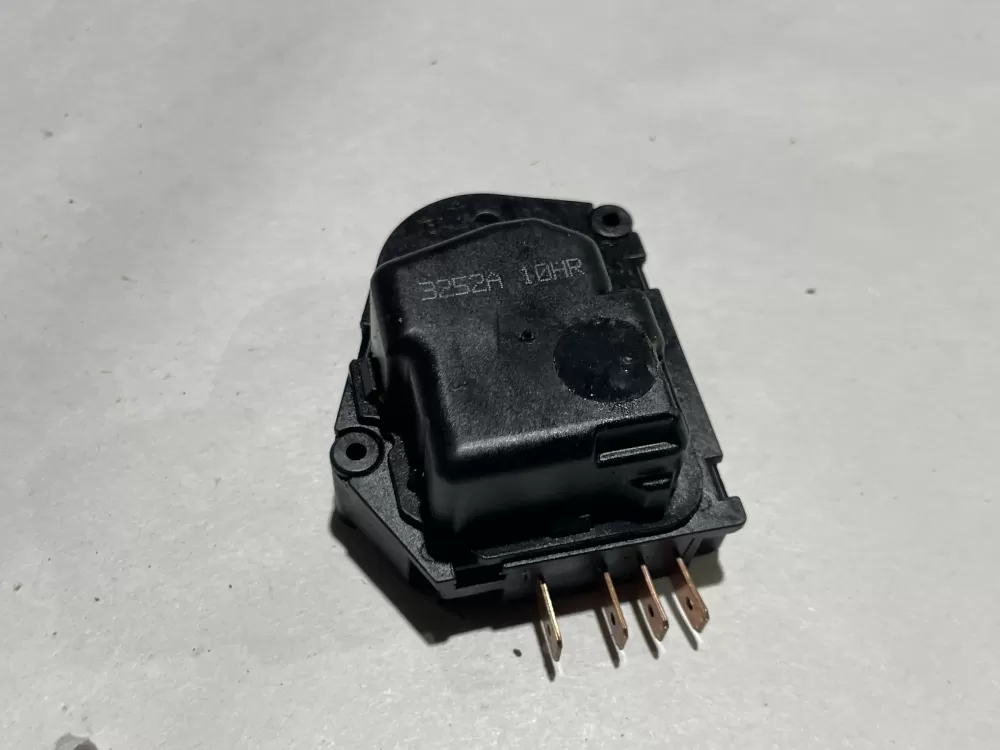 Whirlpool Kenmore W10822278 Refrigerator Defrost Timer AZ146540 | Wm2460
