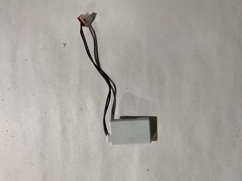 Samsung DA61 05687A Refrigerator Control Board AZ195556 | BK88