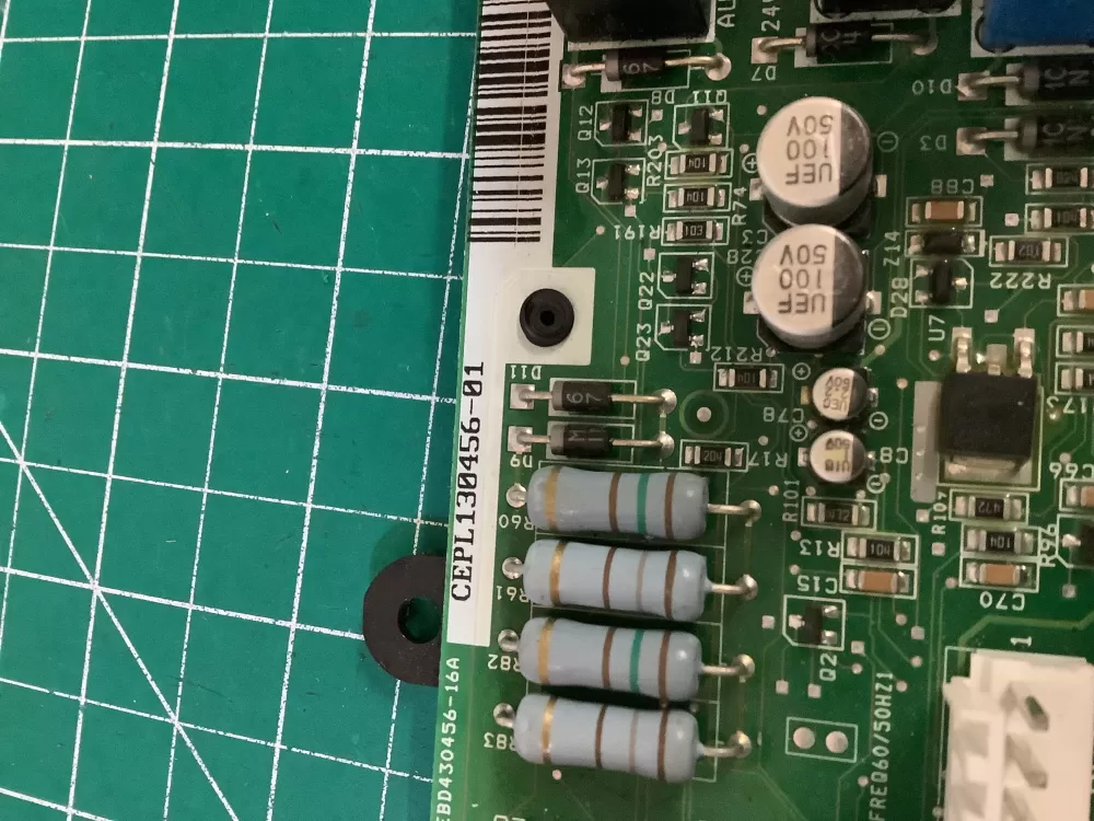 Carrier CEPL130456-01 Furnace Control Circuit Board HK42FZ022 AZ208677 | NR1833