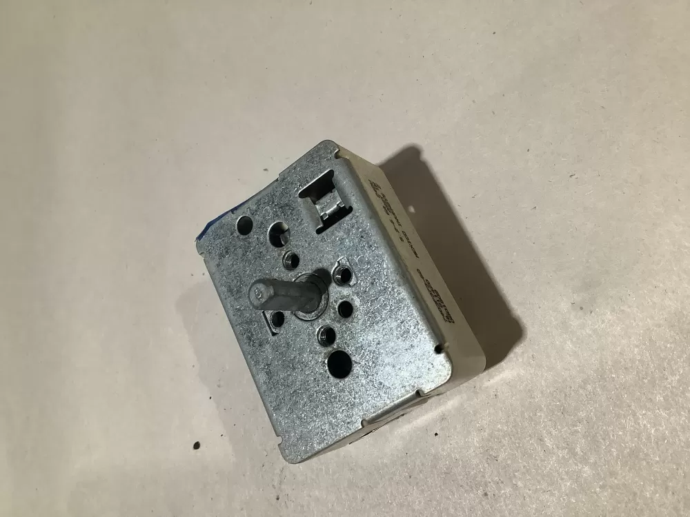 Whirlpool Range 7403P373-60 Switch AZ102596 | Sl97