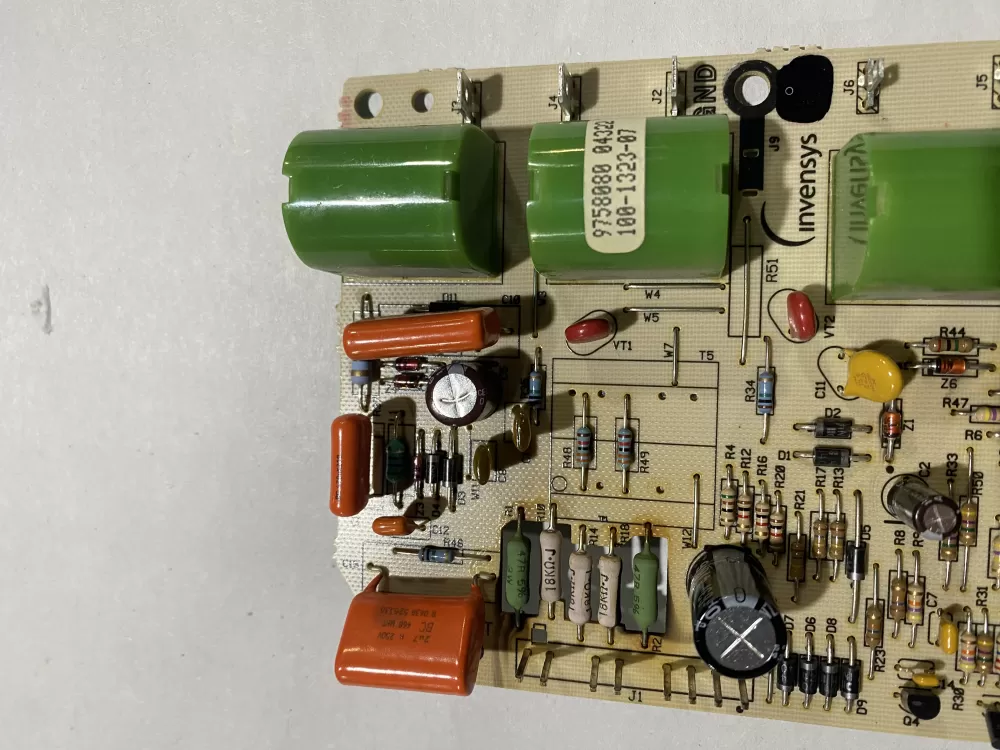 Whirlpool  Kenmore  Maytag  KitchenAid  Roper  Estate WPW10331686  AP6019728  W10331686  1937904  8054084  8273970  8273972  8273977  8522964  9758080  9758080R  PS11753037  WPW10331686VP Oven Spark Module