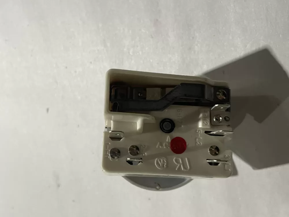 Frigidaire 316436001 316021501 Range Surface Element Switch AZ192481 | Wm1036