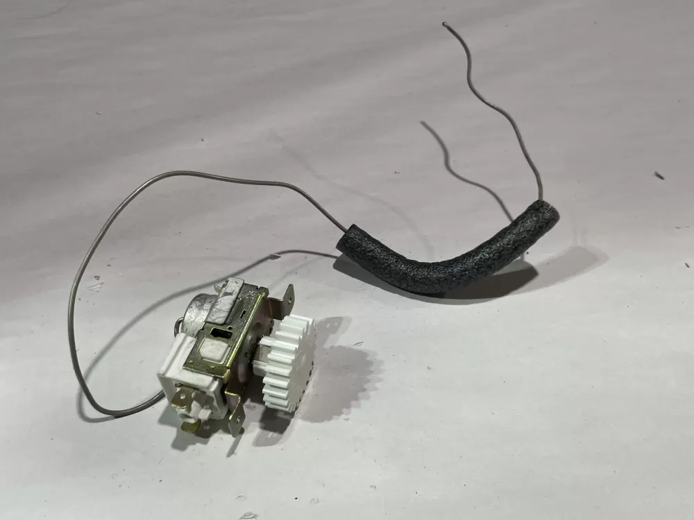 Maytag 77194-16  3ART6C172 Refrigerator Thermostat