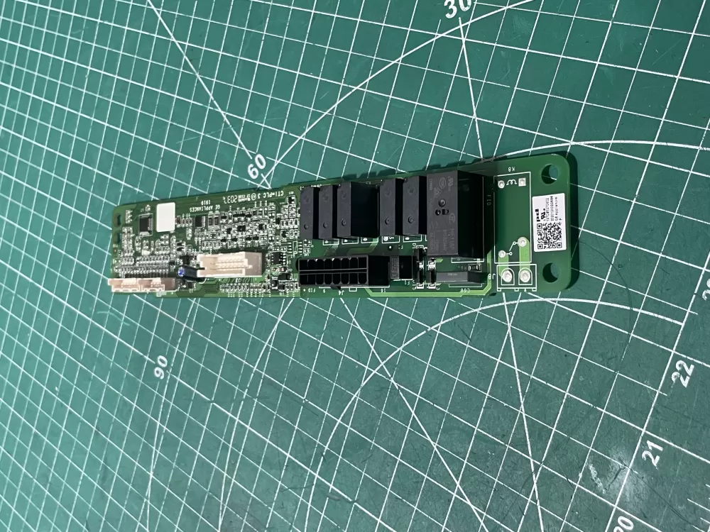 GE 197D8537G002 Refrigerator