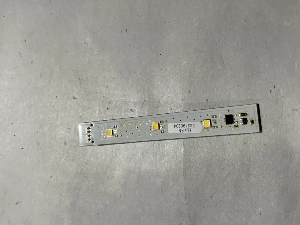 Kenmore Electrolux AP5952241 Refrigerator Control Board AZ189411 | Wm667