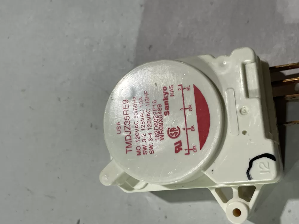 GE WR9X504 Refrigerator Defrost Timer AZ167555 | Wm614