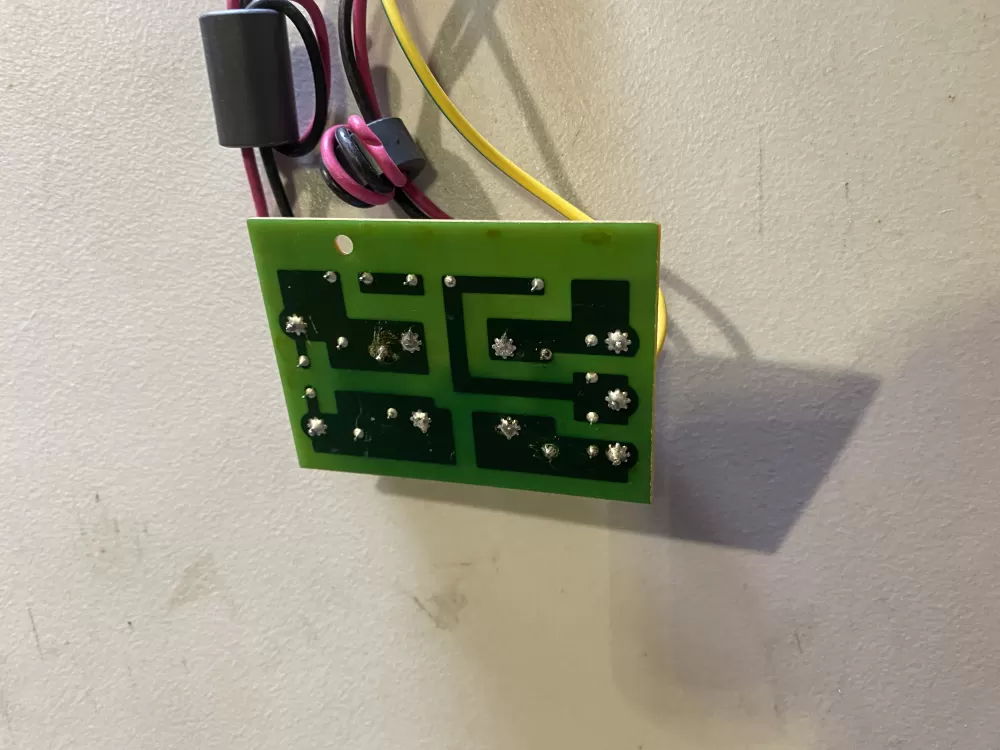 Kenmore DA27 00019H Refrigerator Control Board Noise Filter AZ37286 | BK184