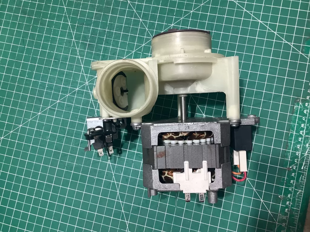 GE Hotpoint 165D9776P002 Dishwasher Motor AZ158114 | SL8