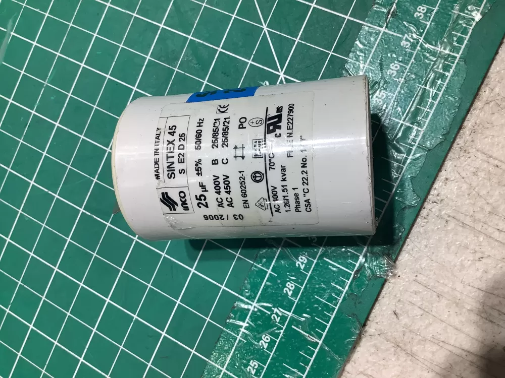 E227900 Capacitor