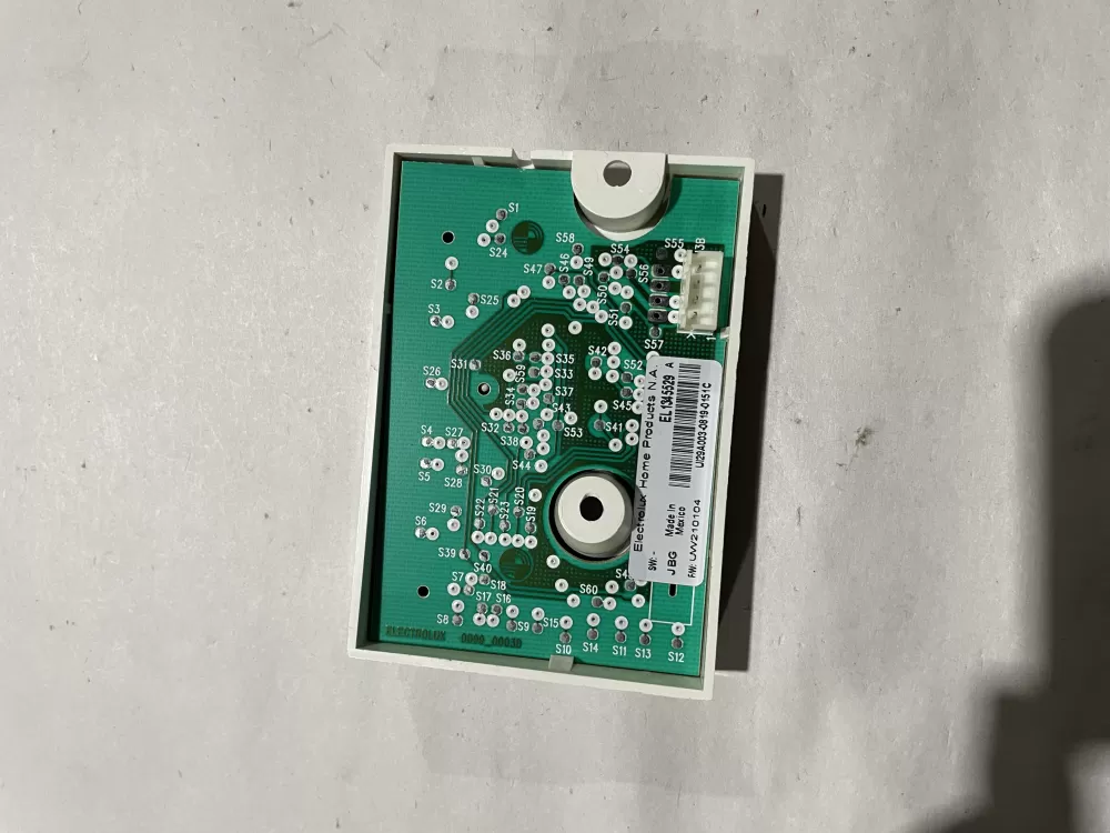 Electrolux EL1345529 A 1345529A Washer Control Board AZ188079 | KM696