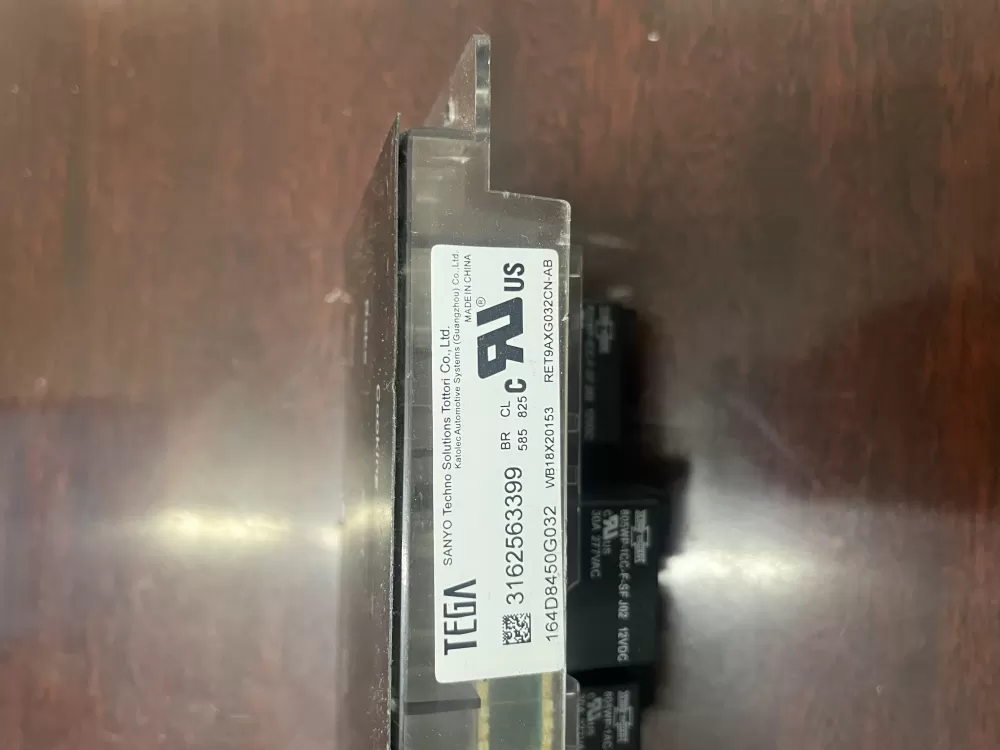 GE 164D8450G032 WB18X20153 Range Control Board AZ33033 | KM51