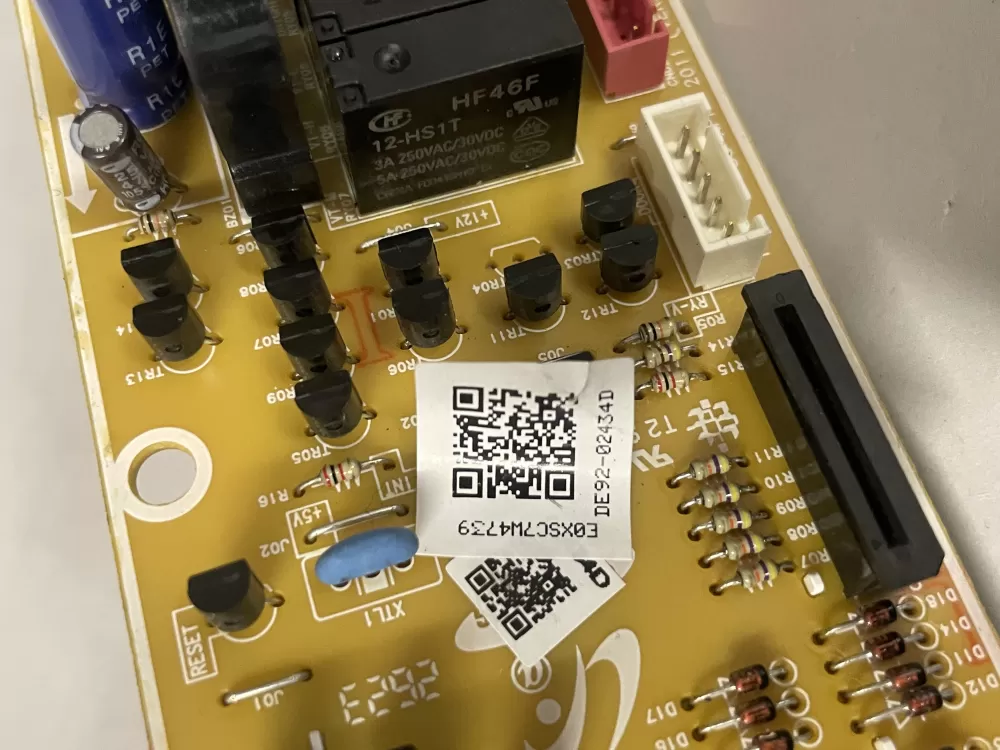 Samsung DE92 02434D Microwave Control Board AZ227321 | Wm1829