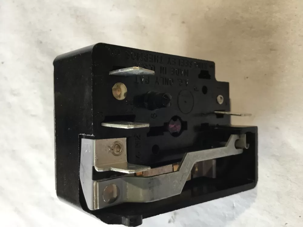 Frigidaire Surface ElementL Burner Infinite 1311985 Switch AZ150032 | SL184