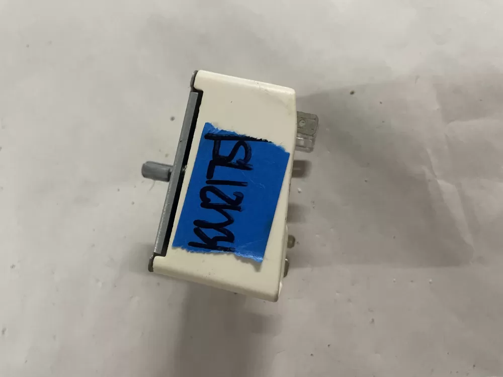 GE Kenmore Maytag KS811520 Range Control Board Burner Switch AZ117319 | KM2175