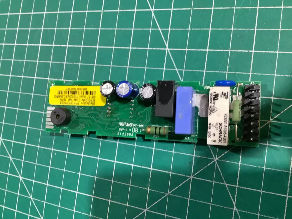 Frigidaire AP5669879 297241801 297241803 Freezer Control Board AZ144584 | NR2430