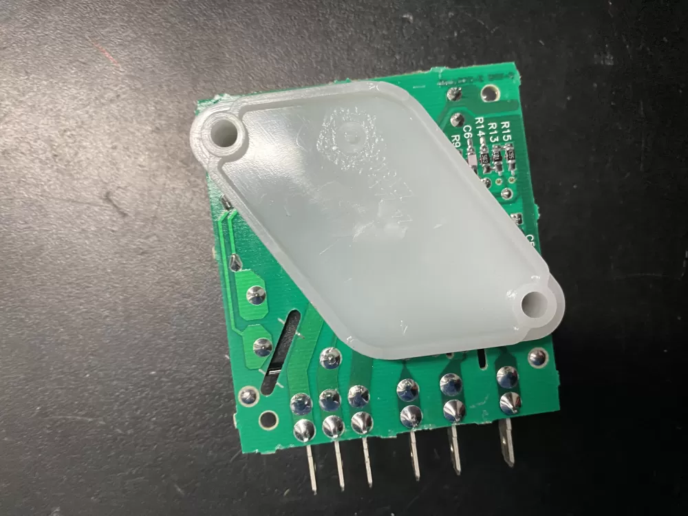 Whirlpool Maytag KitchenAid Refrigerator Control Board Defrost AZ12301 | BK1042
