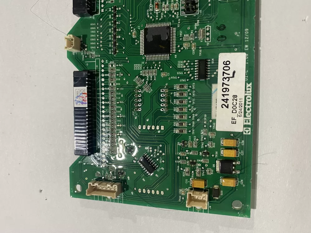 Kenmore 241973702 Refrigerator Dispenser Control Board AZ168368 | BK2575