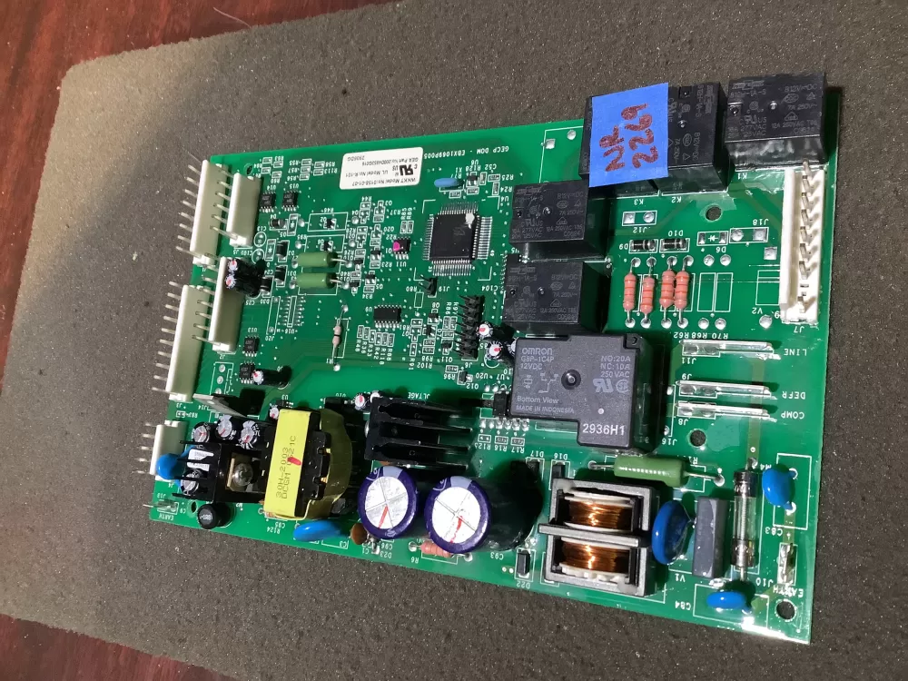 GE WR55X10942 WR55X10942C Refrigerator Control Board AZ124707 | NR2269