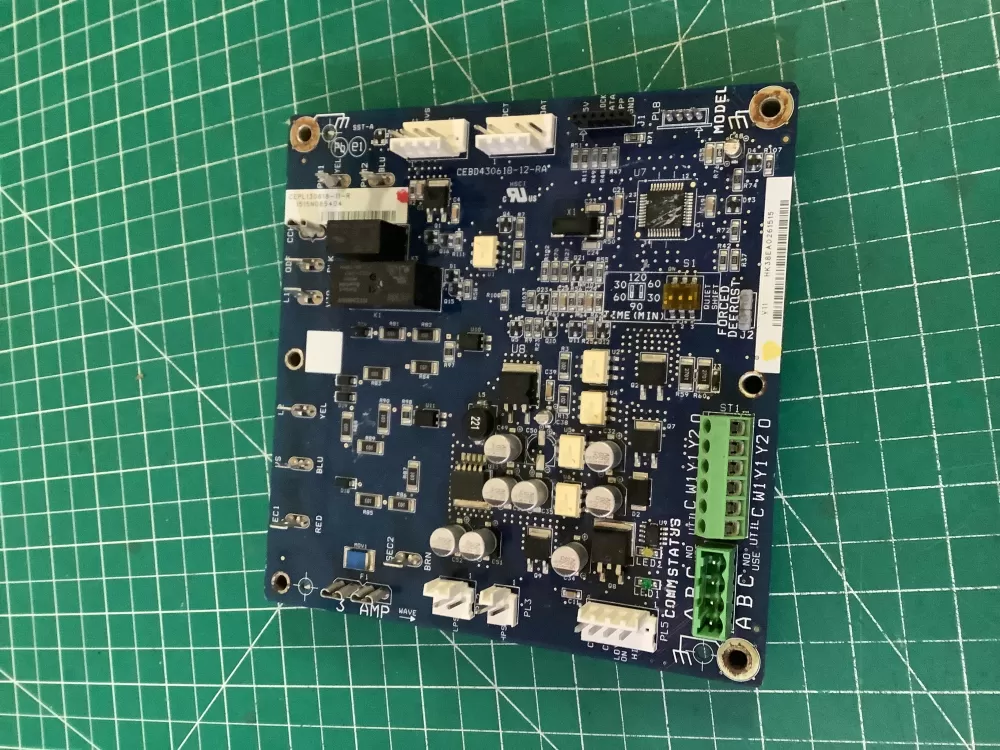 Carrier CEPL130618 11 Hk38ea026 Circuit Control Board AZ191562 | NR1413