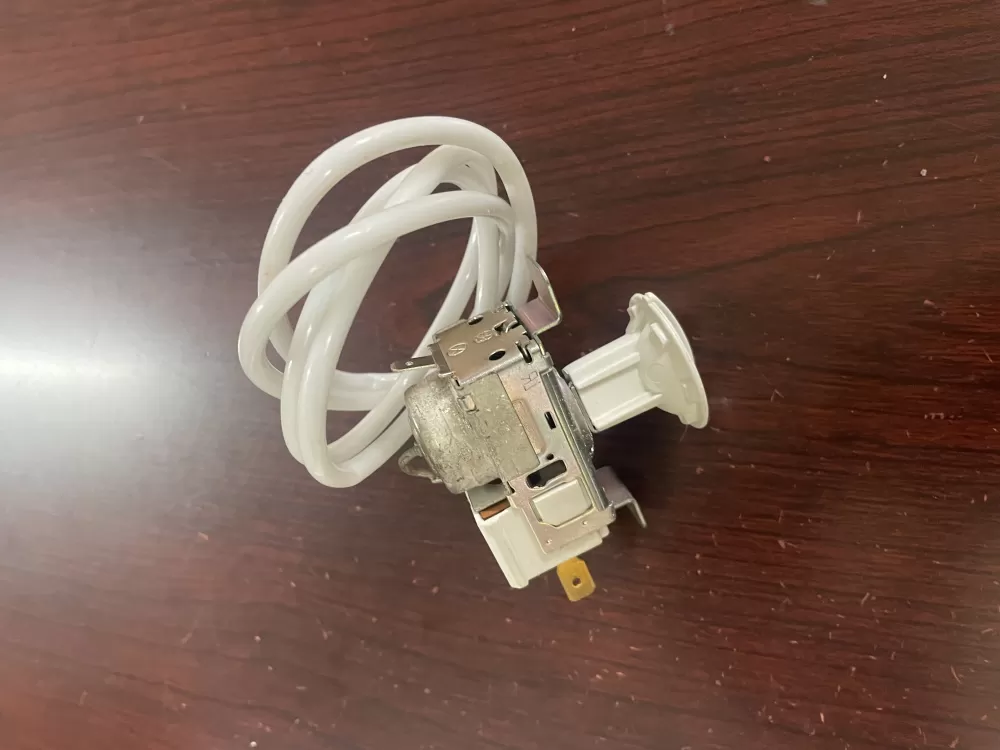 Whirlpool Maytag 450226-16 Refrigerator Thermostat AZ73922 | KM1395