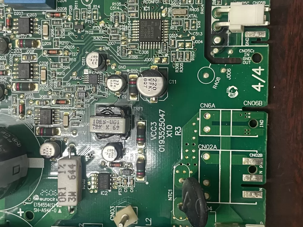 GE Refrigerator 219323010 Main Control Board AZ33186 | KM29