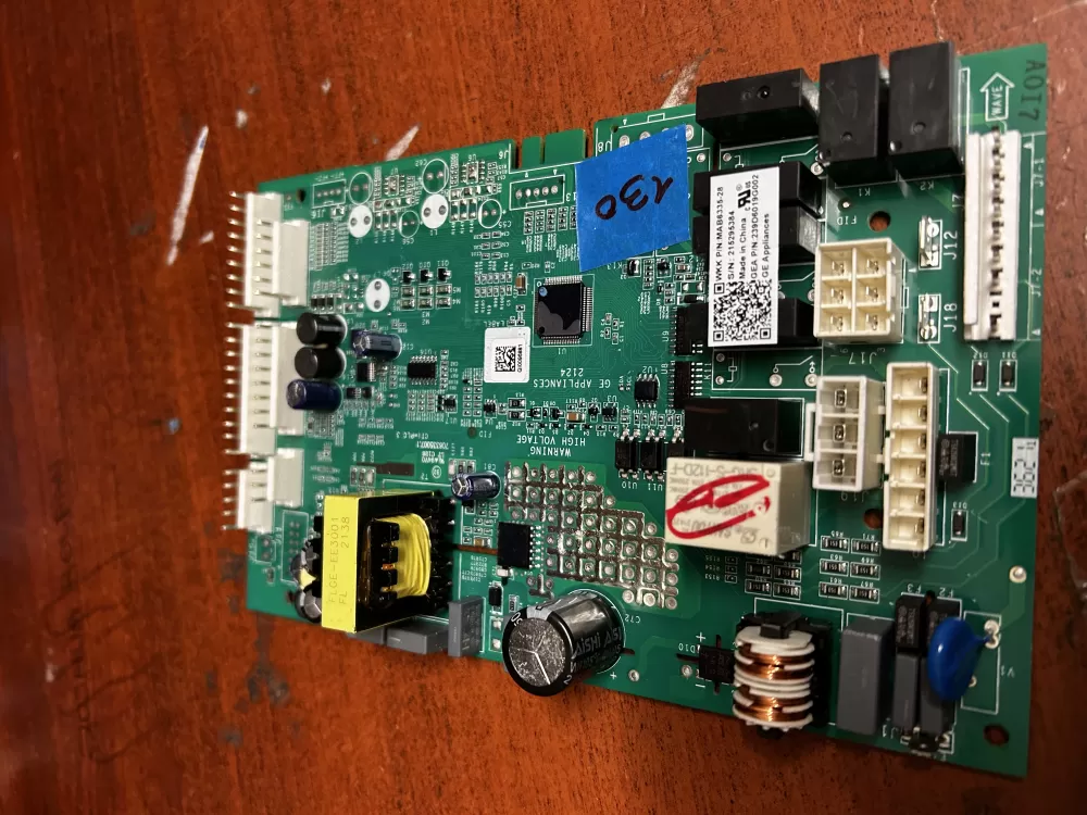 GE 239D6019G002 Refrigerator control board AZ182315 | GL130