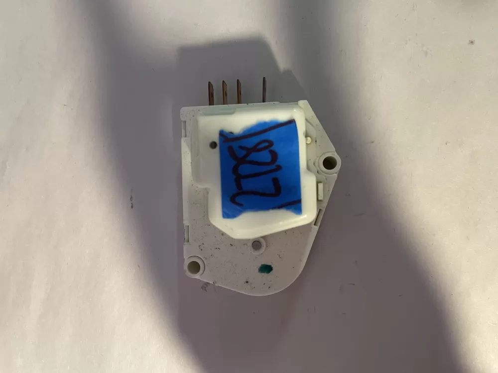 Whirlpool Kenmore W10822278 Refrigerator Defrost Timer AZ198350 | KM2728