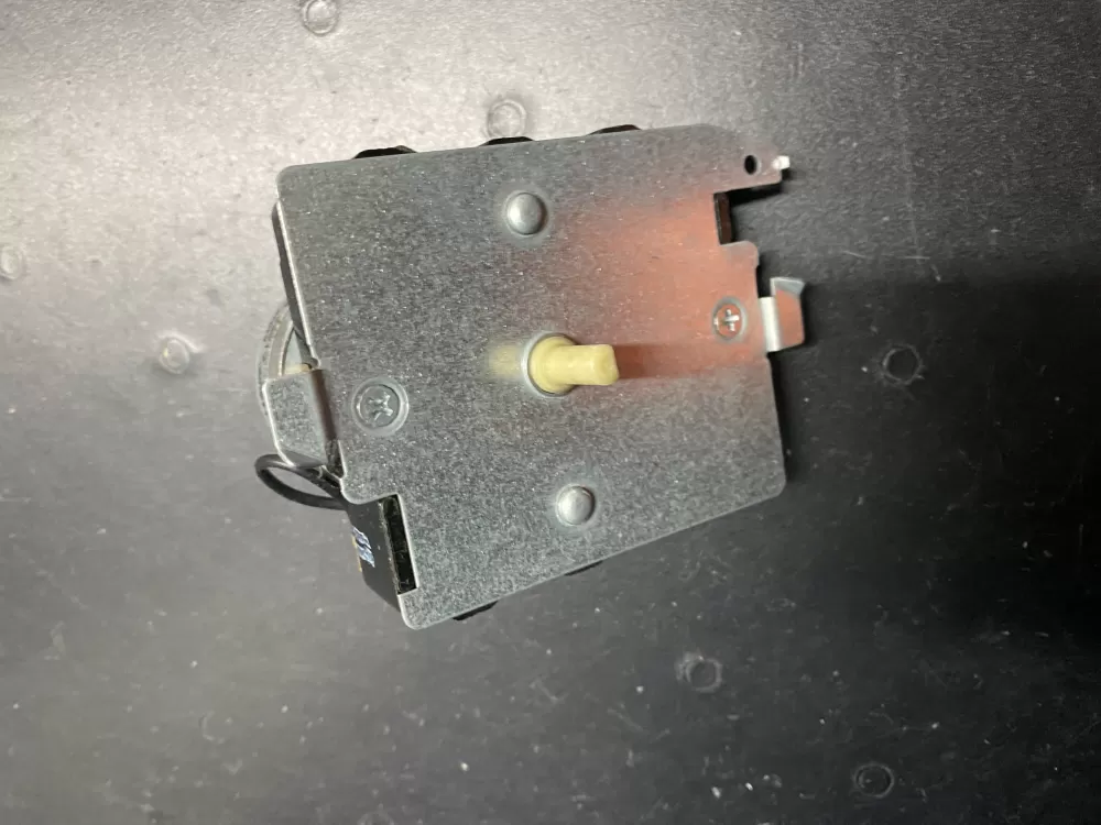 GE 212D1233P012 WE4M364 Dryer Timer AZ12057 | BK691
