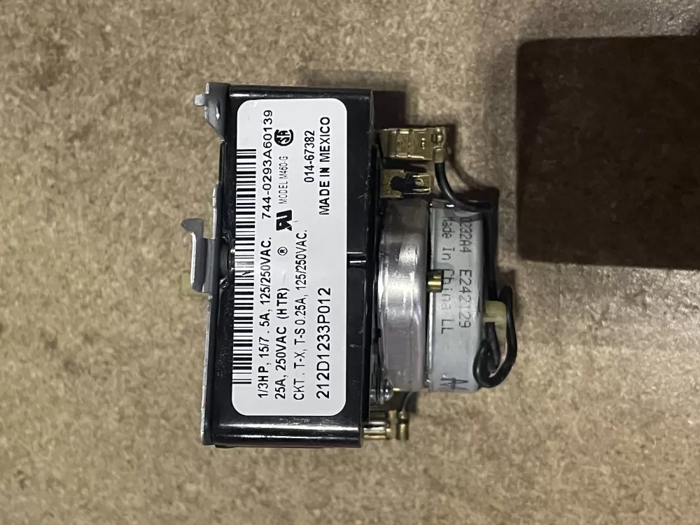 GE 212D1233P012 WE4M364 Dryer Timer AZ25198 | KM10