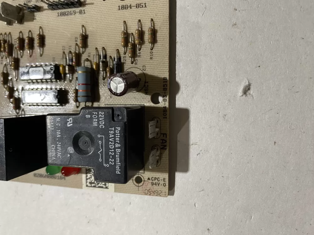 Lennox Armstrong 100269-01 1084-851 1084-83-851B Control Board AZ193712 | BK574