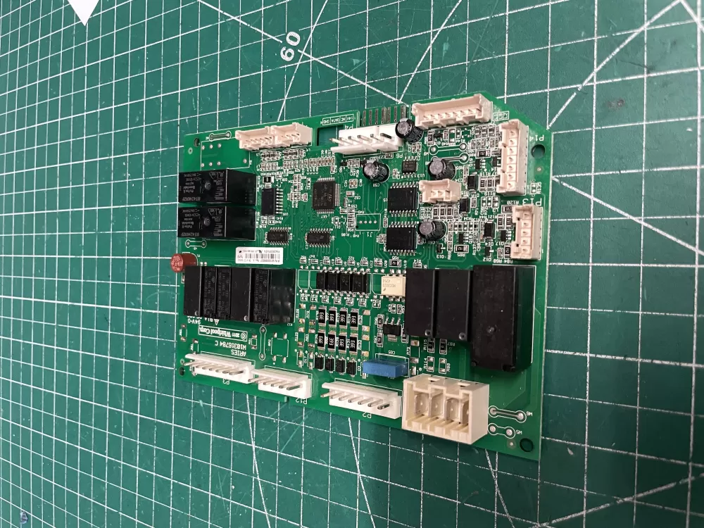 Whirlpool  Maytag  KitchenAid  Kenmore W10589837 WPW10589837 PS11756599 Refrigerator Control Board