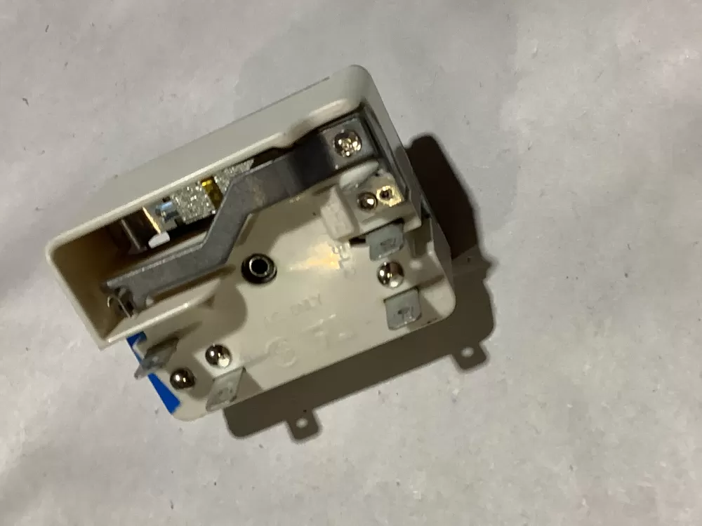 Whirlpool  7403P373-60 Range 