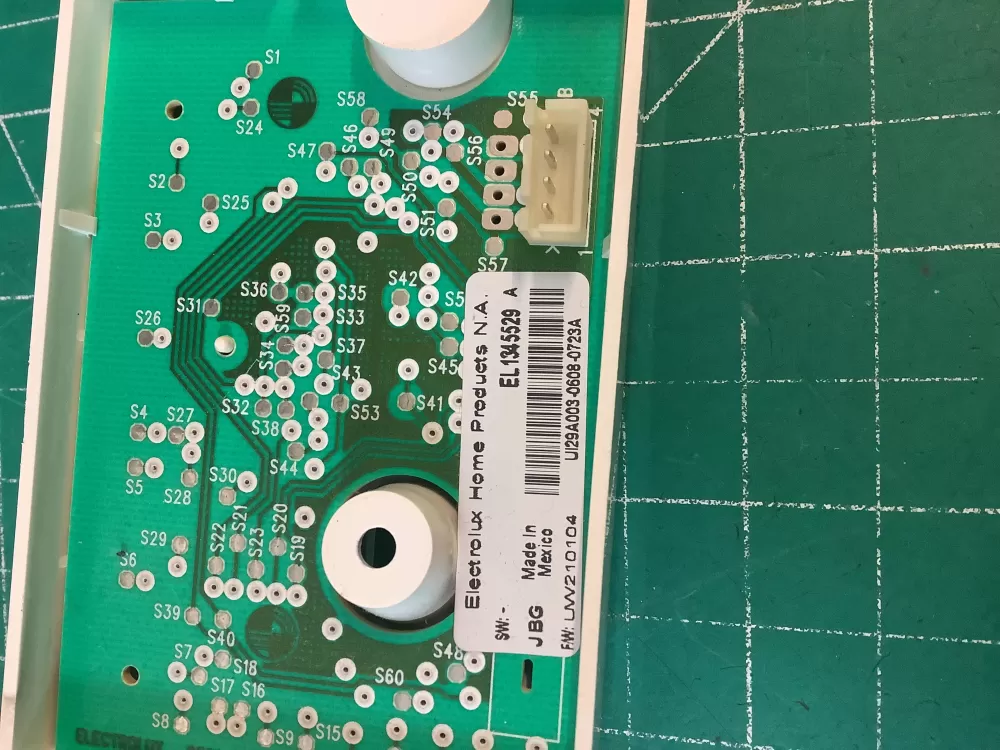 Electrolux EL1345529 A 1345529A Washer Control Board AZ222385 | NR1713