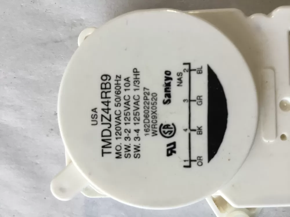 GE  Kenmore  Hotpoint WR9X520  AP2061721  311013  AH310930  EA310930  PS310930  WR09X0520  162D6022P27 Refrigerator Defrost Timer