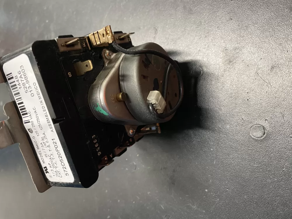 GE 572D520P021 WE4M271 Dryer Timer AZ23793 | BK757