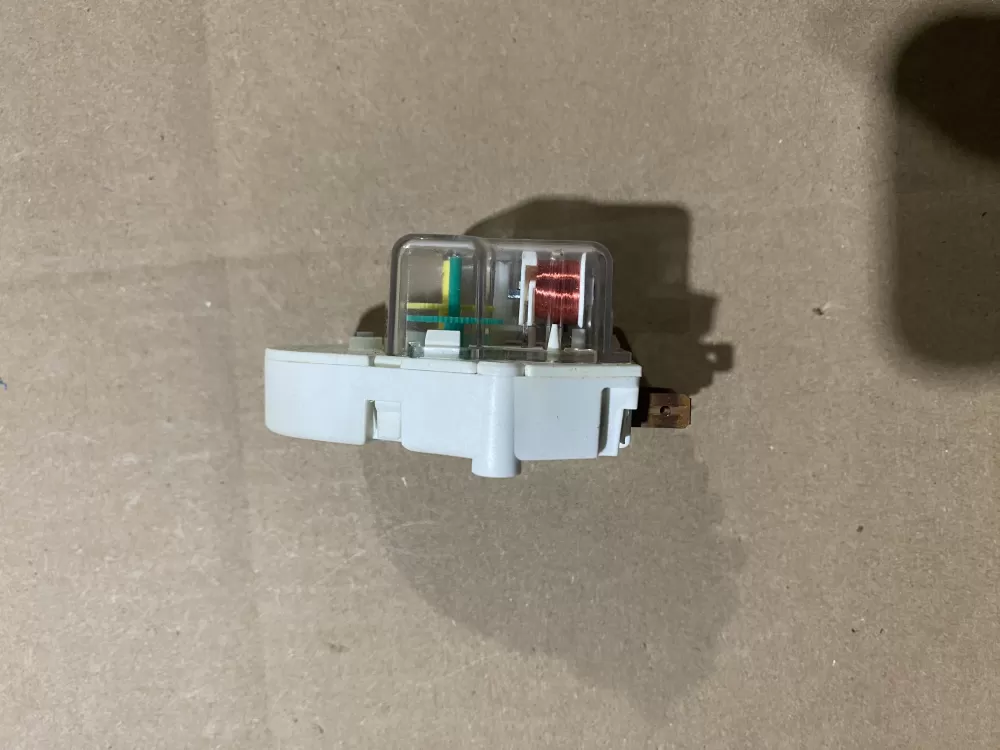 Admiral Jenn Air S-68233-3 Refrigerator Defrost Timer AZ93405 | BK1473