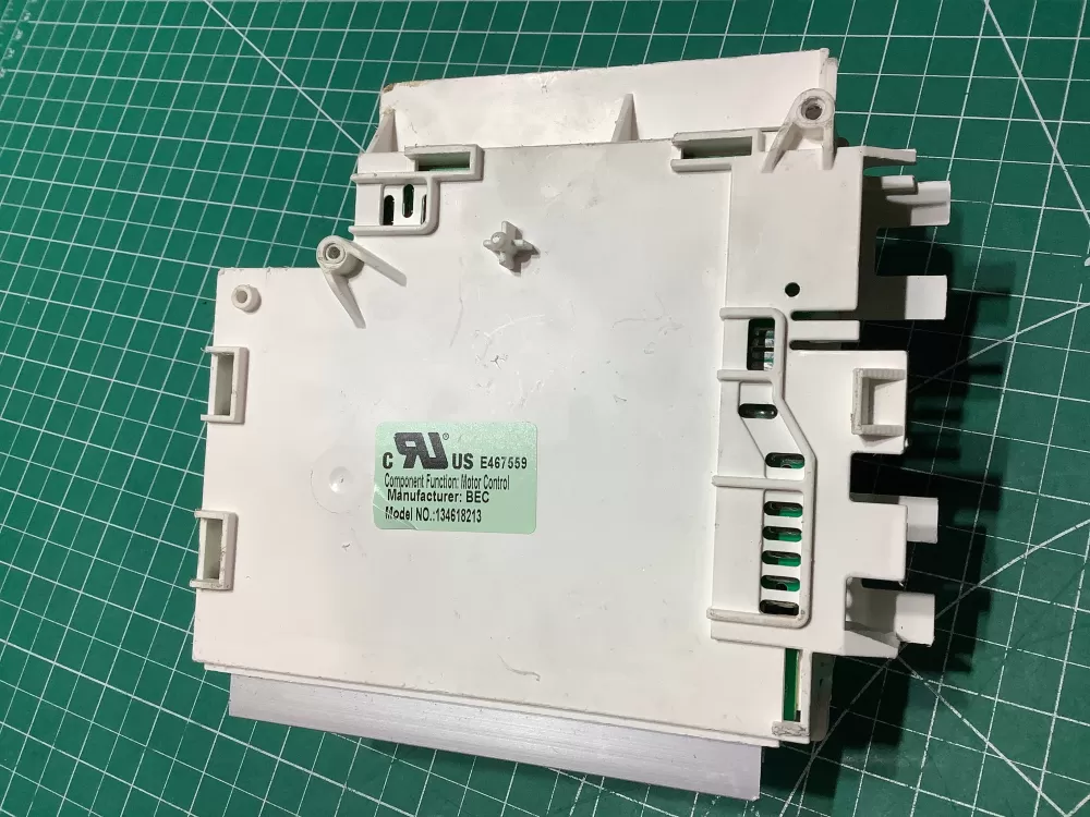 Kenmore  Frigidaire  Electrolux E307807  AP5957280  134618213  134618211  5304504714  134618210  3513119  PS10066118 Washer Control Board Motor