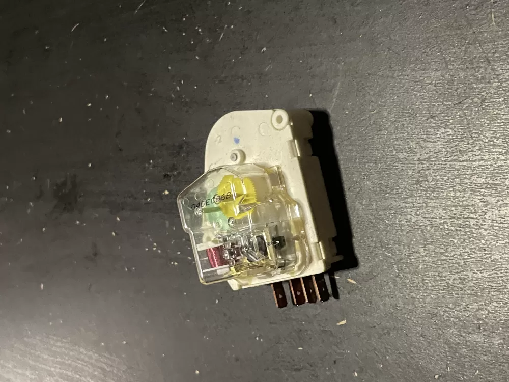 Frigidaire  Kenmore AP2111929 12762 215846602 00624728 00626234 00628510 00628518 0628510 08000559 08006054 08006992 08016919 08950148 215267800 215846605 215846606 240371001 241621501 3001671 3001701 3015909 3203657 4013391050 5300187484 5300628518 5301090474 5303203657 5303211155 5303211680 5303270622 5303275811 5303321133 5303321915 5304457327 5308006054 5308006992 624728 626234 628510 628518 8000559 8006054 8016919 8950148 C000062797 C62797 D007004112 DG187005 F000111695 G000187484 G172706 G174820 G186580 G187005 G187484 M1090167 M1090474 N8000559 R000900241 R000900764 R900241 PS423801 Refrigerator Defrost Timer