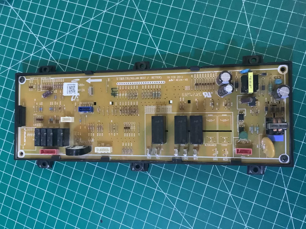Samsung AP5917358 DE92 02588J Oven Range Control Board AZ192513 | AR243
