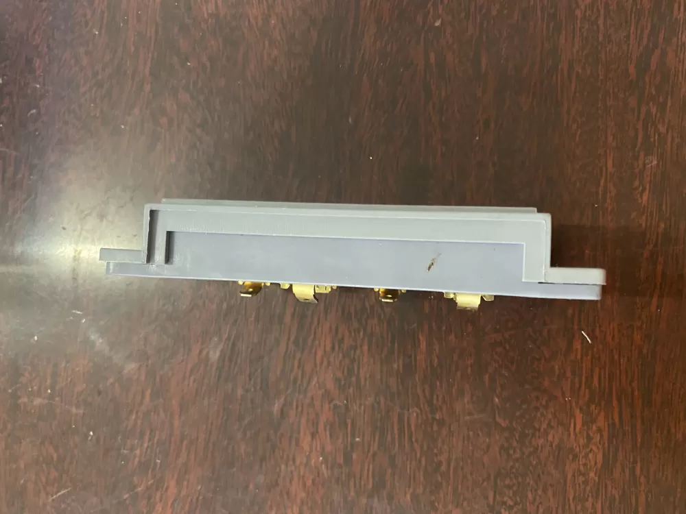 Frigidaire Kenmore Westinghouse Refrigerator Dispenser Switch AZ35561 | BK428