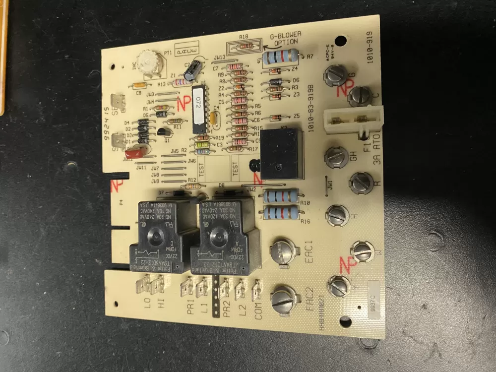 Carrier  Bryant HH84AA021 Furnace Control Board