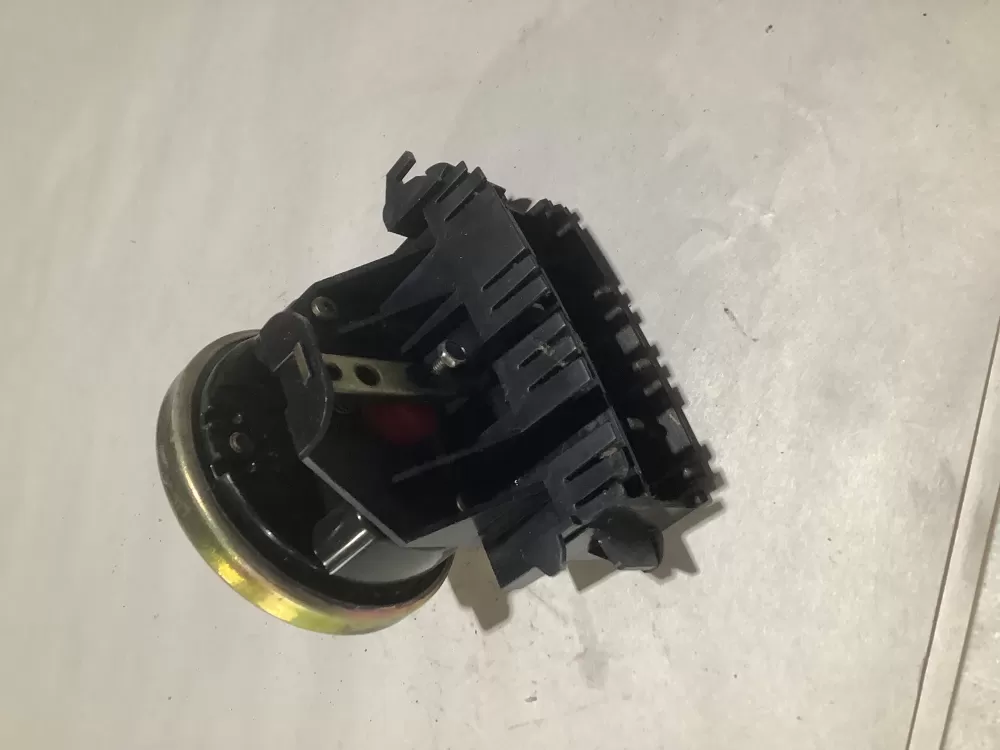 2606780  738-247-8  62606780 Water pressure Switch AZ114751 | Sl93