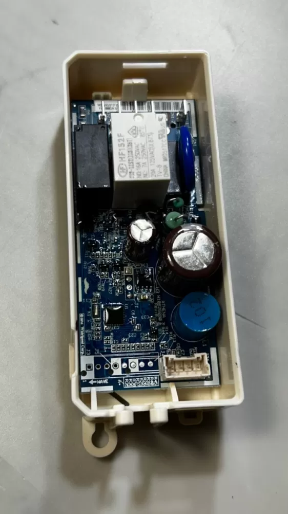 W10866518 Whirlpool Refrigerator Board - Control