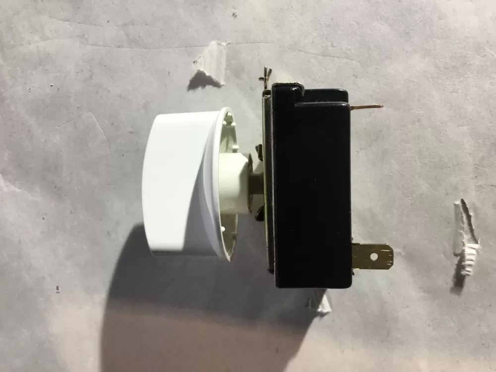 GE 175D2315P009 WE4X881 Dryer Control Board Switch AZ150547 | Sl238